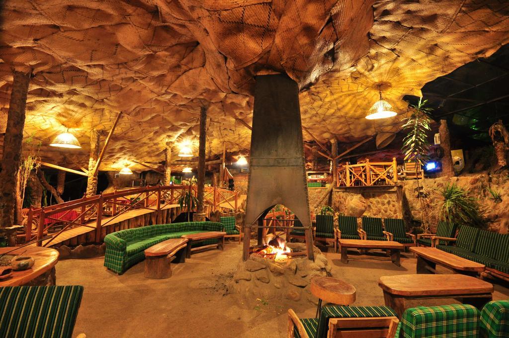 Naiberi River Campsite & Resort Елдорет Екстериор снимка